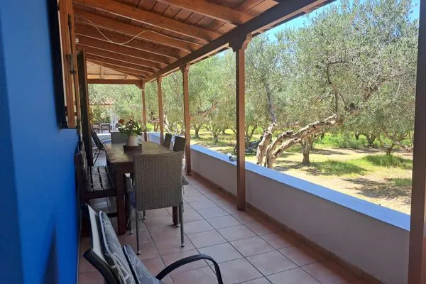 Terrasse  Nikos Kastro 3