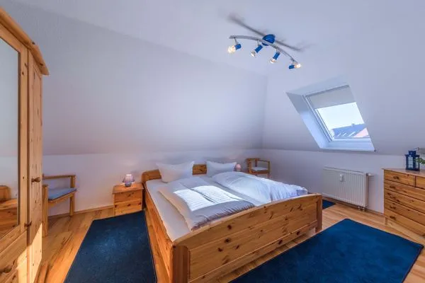 Ferienwohnung Seeuferblick Waren (Müritz) - Schlafzimmer  Seeuferblick