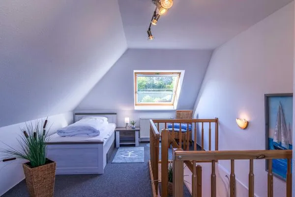 Ferienwohnung Seeuferblick Waren (Müritz) - Aufbettung in der Mansarde  Seeuferblick