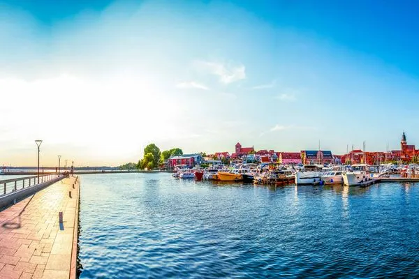 Ferienwohnung Seeuferblick Waren (Müritz) - der Yachthafen ganz in der Nähe  Seeuferblick