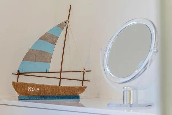 Ferienwohnung Pusteblume in Malchow Dekoration im Badezimmer  Pusteblume