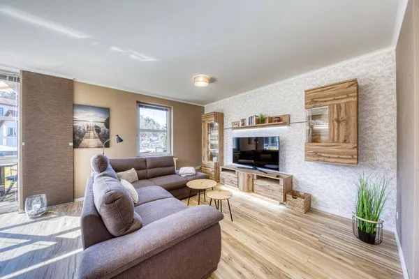 Ferienwohnung Seemöwe Waren (Müritz) - Wohnraum stilvoll und geräumig  Seemöwe