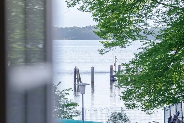 Ferienwohnung Kietz-Domizil Waren (Müritz) - direkt am See  Kietz-Domizil