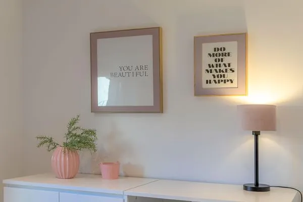 Ferienwohnung Sebastian Malchow - Dekoration im Schlafzimmer  Sebastian