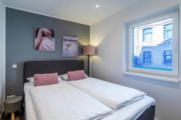 Ferienwohnung Sebastian Malchow - Doppelbett im Schlafzimmer  Sebastian