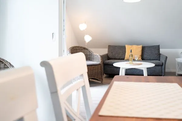   Land Idyll Warnsdorf - Ferienwohnung "Gelb"