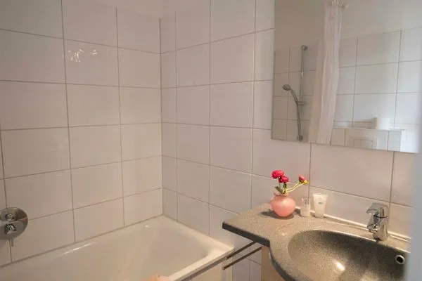 Badezimmer/Wanne  Ferienhaus Nils Holgersson - Wohnung 1