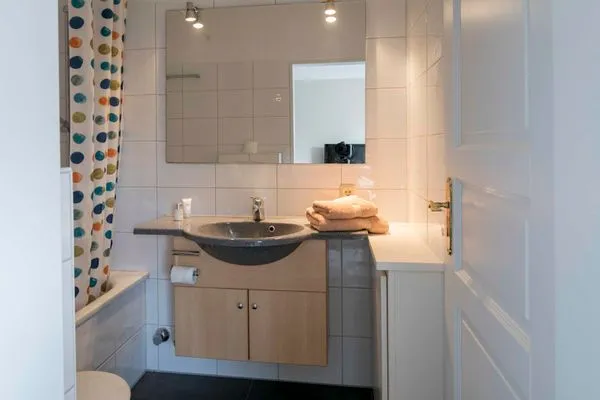 Badezimmer  Ferienhaus Nils Holgersson - Wohnung 4