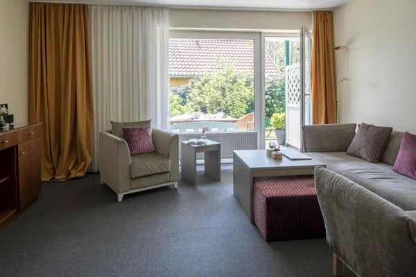 Wohnzimmer/Sofa  Gästehaus Orion - Wohnung 1