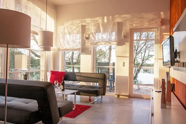 Ferienwohnung Fischadler Blick in den Wohnbereich  Fischadler