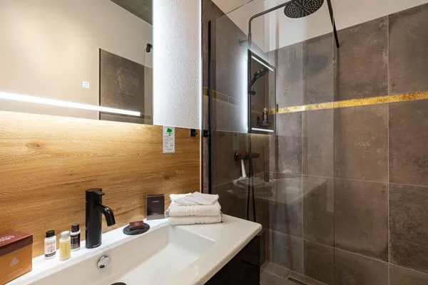 Badezimmer  LÜTTES LOFT Ap. 01