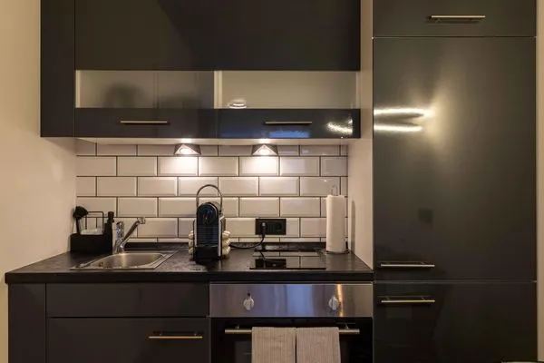 Küche / Küchenzeile  LÜTTES LOFT Ap. 02