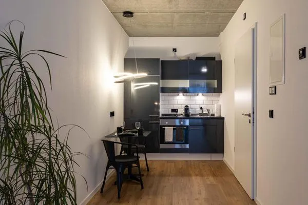 Küche / Küchenzeile  LÜTTES LOFT Ap. 03 barrierefrei