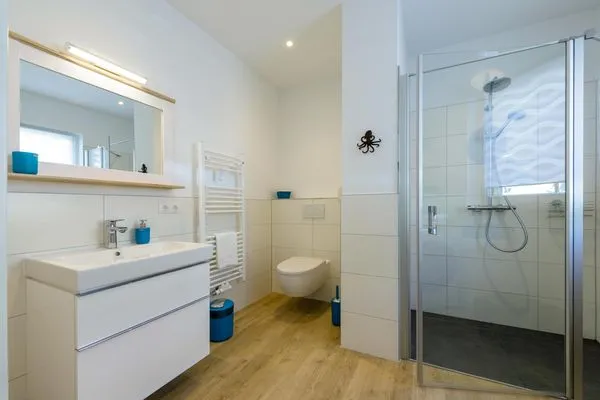 Ferienwohnung Nordlicht in Malchow Blick in das Badezimmer  Nordlicht