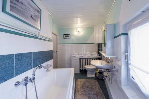 Ferienwohnung Oase am See Waren (Müritz) - Bad mit Duschwanne  Oase am See