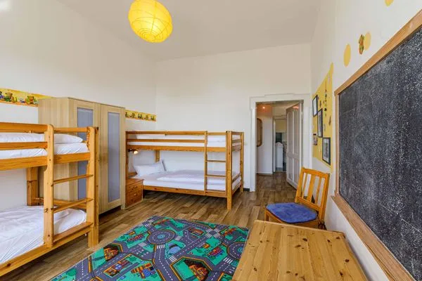 Ferienwohnung Oase am See Waren (Müritz) - separates Schlafzimmer für Kinder  Oase am See