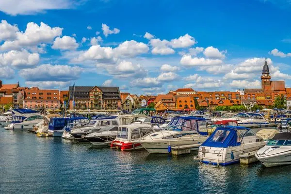 Ferienwohnung Jolle Waren Müritz - ganz in der Nahe - der Yachthafen  Jolle