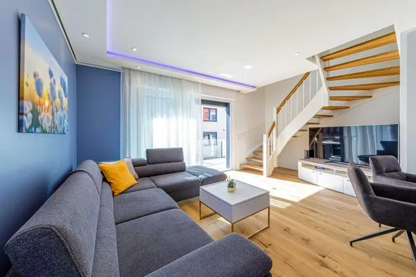 Ferienwohnung SeeGlück Blick in den offenen Wohnbereich  SeeGlück