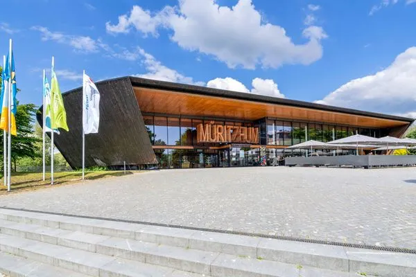 Nachbarschaft  Grüner Salon