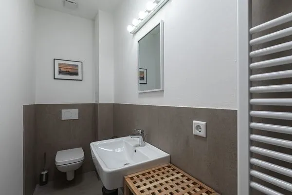 Ferienwohnung Family Suite Blick in eines der Badezimmer  Family Suite