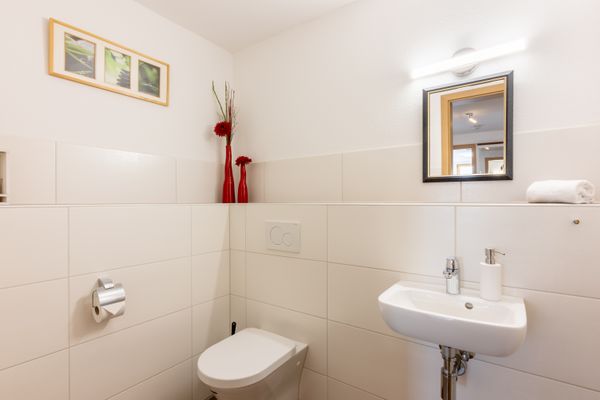  Ferienwohnung Griabig Ferienwohnungen in Schwangau - Gäste-WC