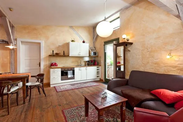 Ferienwohnung Rapunzel Waren (Müritz) - Wohnzimmer mit nostalgischem Charme  Rapunzel