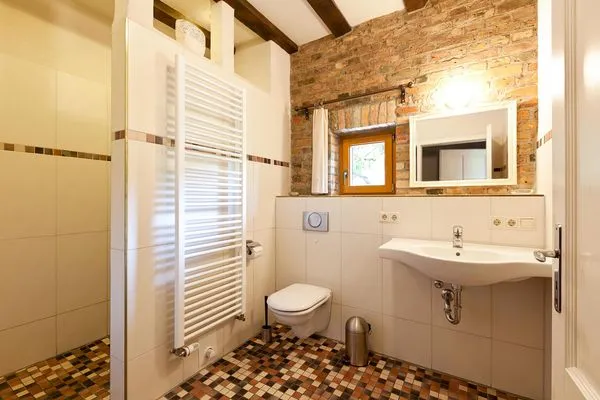 Ferienwohnung Lilie Waren (Müritz) - Badezimmer  Lilie