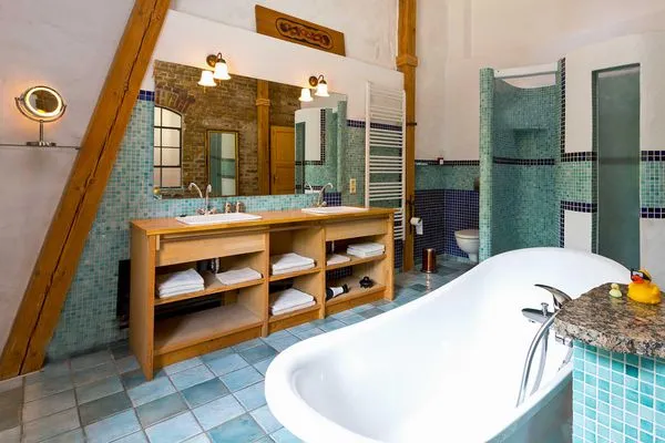 Ferienwohnung Blauregen Waren (Müritz) - Badezimmer  Blauregen