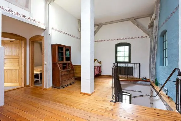 Ferienwohnung Blauregen Waren (Müritz) - wohnen in einem historischen Speicher  Blauregen