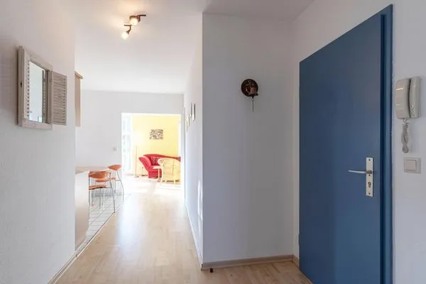 Ferienwohnung Hafenoase Waren (Müritz) - Flur zum Wohnzimmer  Hafenoase