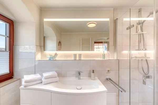 Ferienwohnung CityFlair Waren (Müritz) - Badezimmer  CityFlair