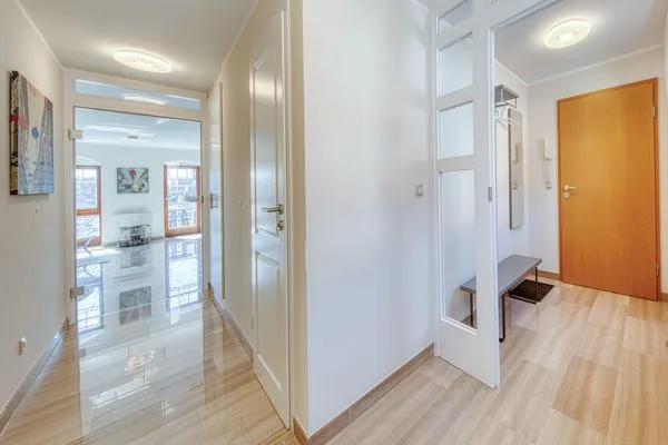 Ferienwohnung CityFlair Waren (Müritz) - geräumig, hell und einladent  CityFlair