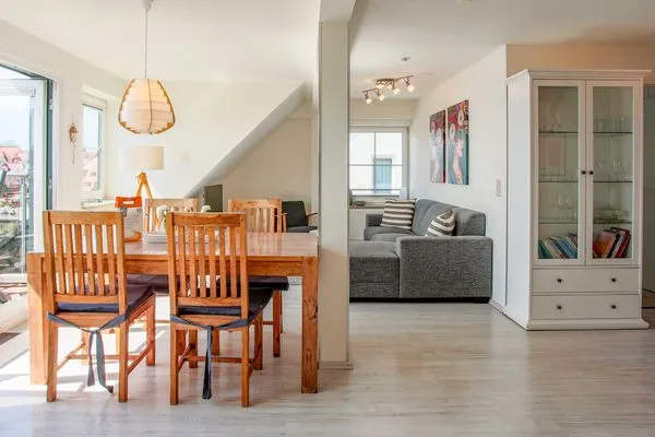 Ferienwohnung MüritzAusblick Waren (Müritz) - Essbereich im Wohnzimmer  MüritzAusblick