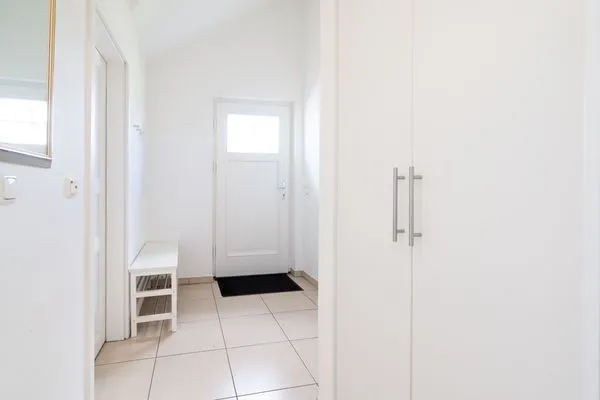 Fassade / Eingang Strandpark Sierksdorf H082