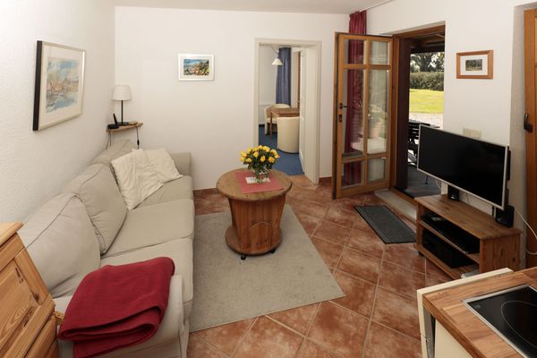  Häuschen am Altes Kapitänshaus Ostseebad Ahrenshoop - Wohnzimmer