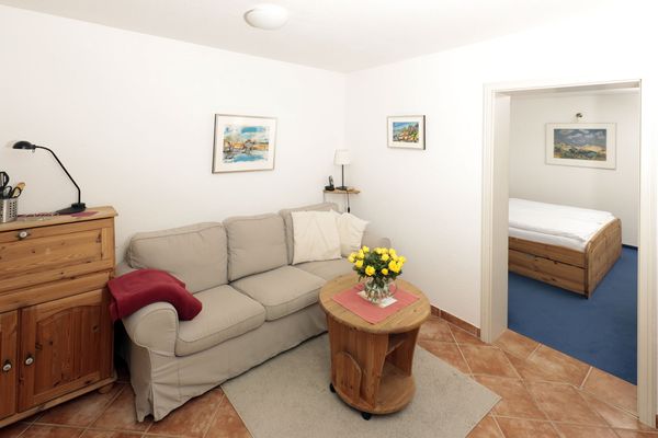  Häuschen am Altes Kapitänshaus Ostseebad Ahrenshoop - Wohnzimmer