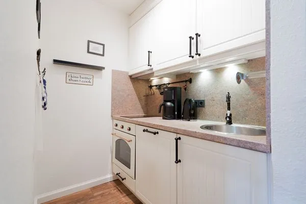 Küche mit Backofen und Geschirrspüler Gorch-Fock-Park Ferienwohnung "App.32 Stranddüne"