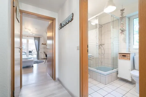 Badezimmer mit Dusche Gorch-Fock-Park Ferienwohnung "App.32 Stranddüne"