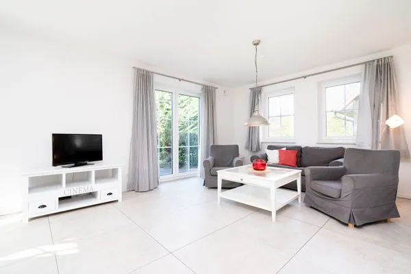   Land Idyll Warnsdorf - Ferienwohnung "Rot"