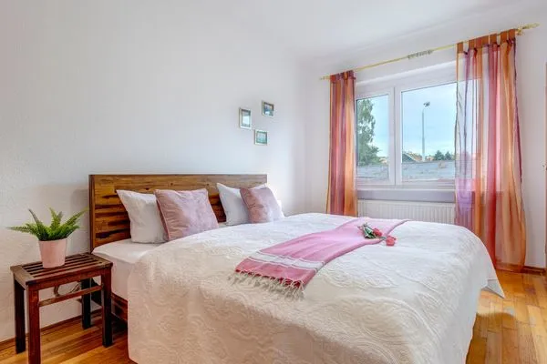 Schlafzimmer  Ferienhaus Renate, Whg. 02