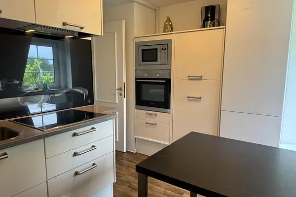 Küche / Küchenzeile  A- Fördeblick