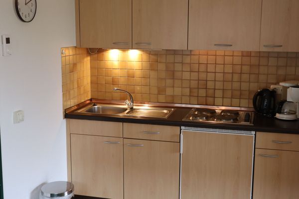  Ferienwohnung Kiebitz Werdum - Küche / Küchenzeile