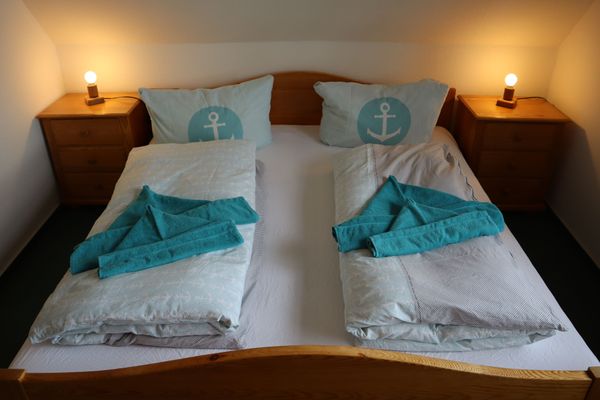  Ferienwohnung Kiebitz Werdum - Schlafzimmer