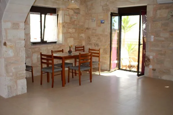 Living room  Daven-Analipsi