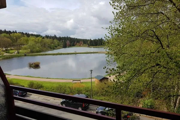 Landschaft Haus Vier Jahreszeiten am See Kranichblick Suite 337