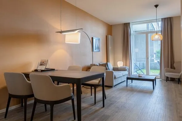 Ferienwohnung Gänseblümchen Ostseebad Wustrow - Wohnzimmer Essbereich  Gänseblümchen