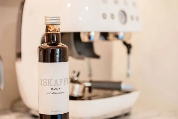 Dekoratives Detail  Gegen den Wind