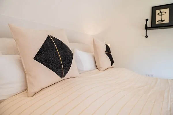 Bett  Gegen den Wind