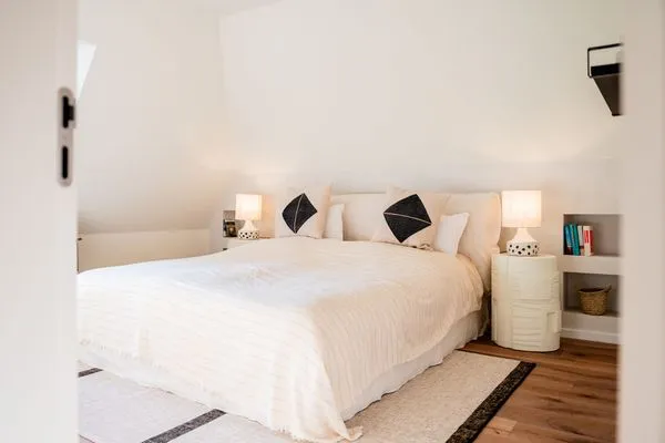 Schlafzimmer  Gegen den Wind