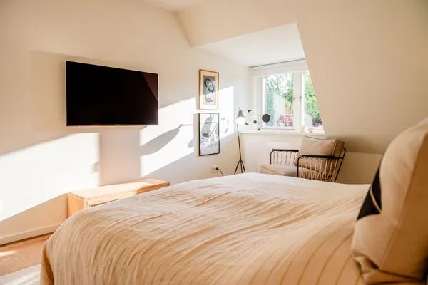 Schlafzimmer  Gegen den Wind